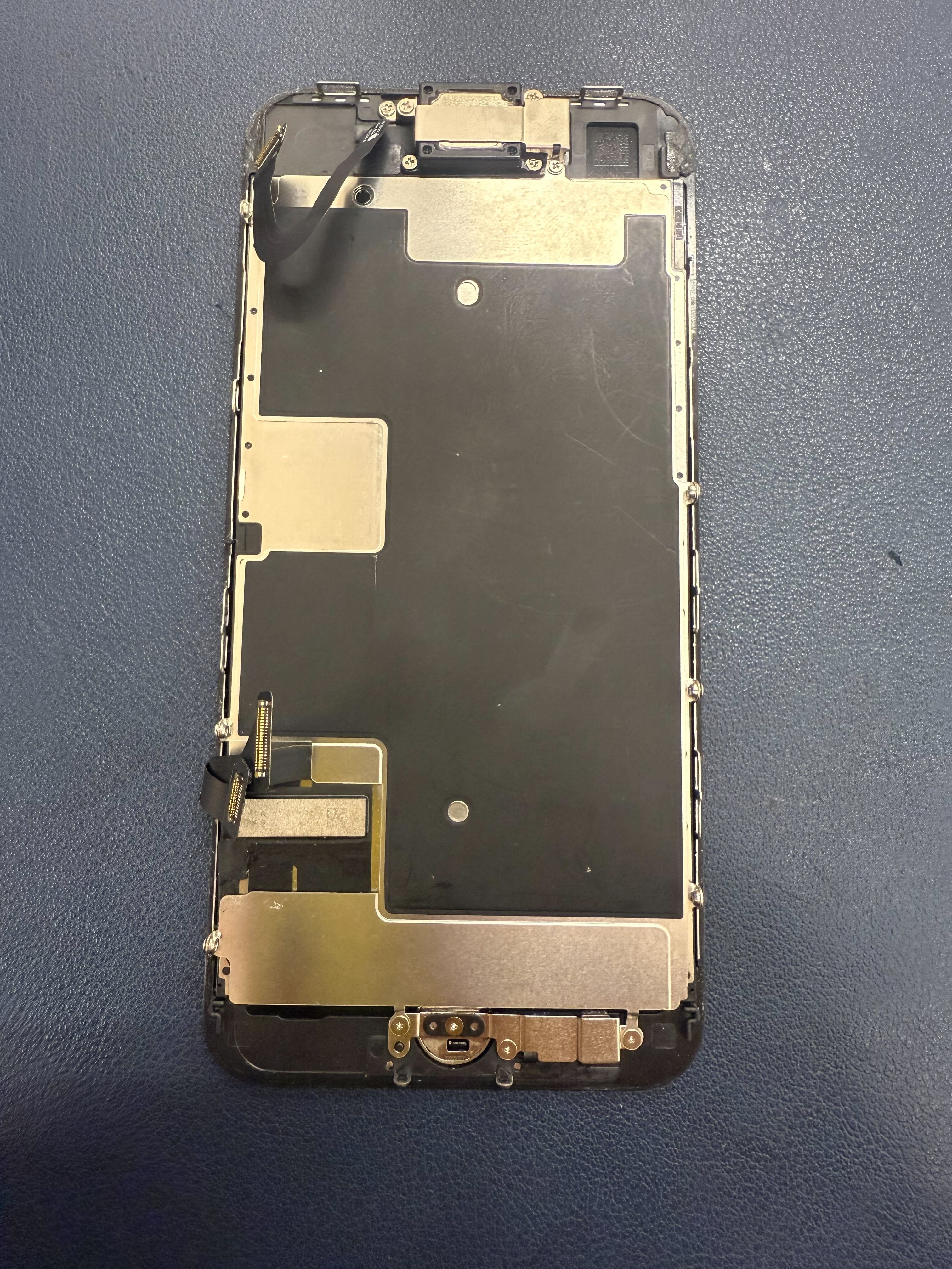 iPhone SE2の「音は鳴るけど画面が映らない」症状とは？